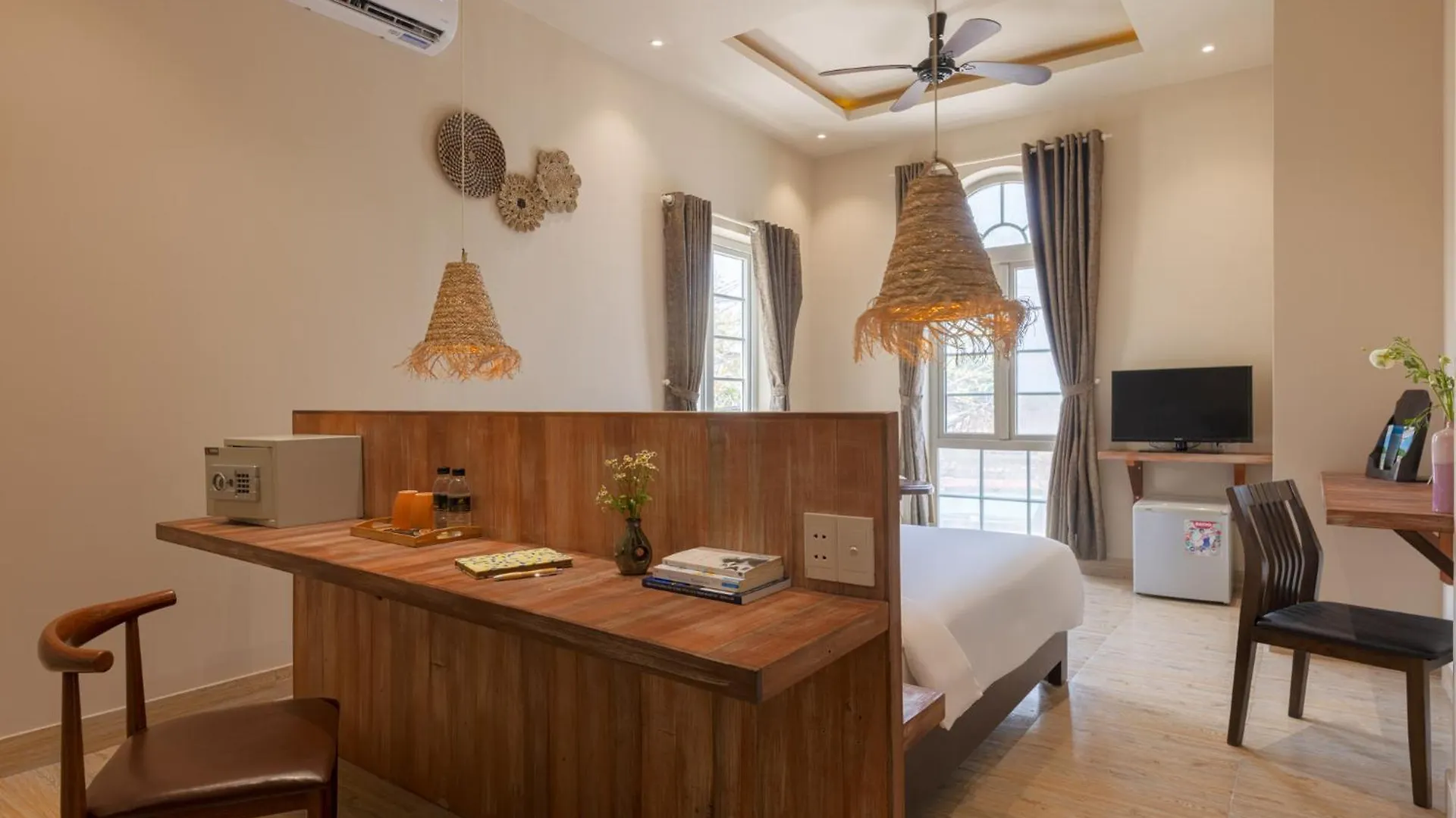 Vaia Hoi An Boutique Hotel