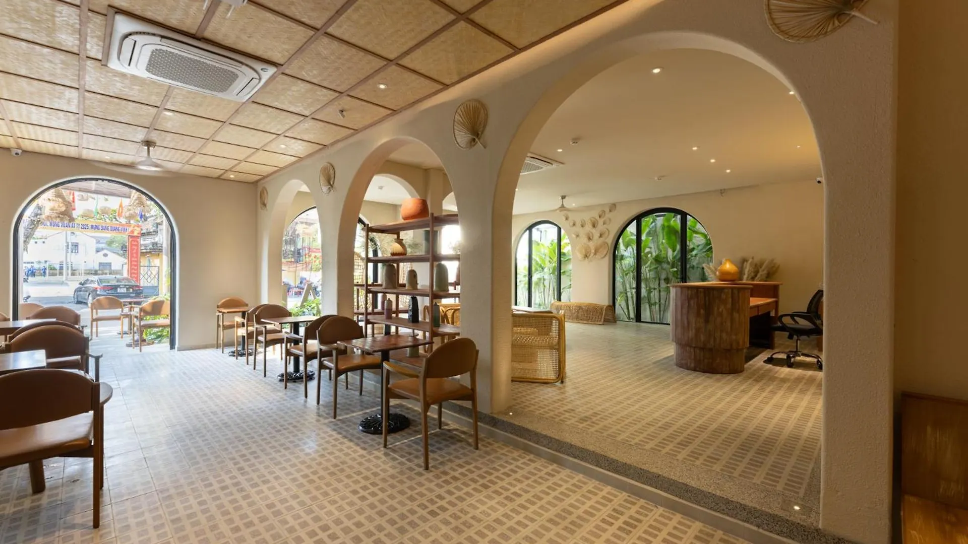 Vaia Hoi An Boutique Hotel 3*,
